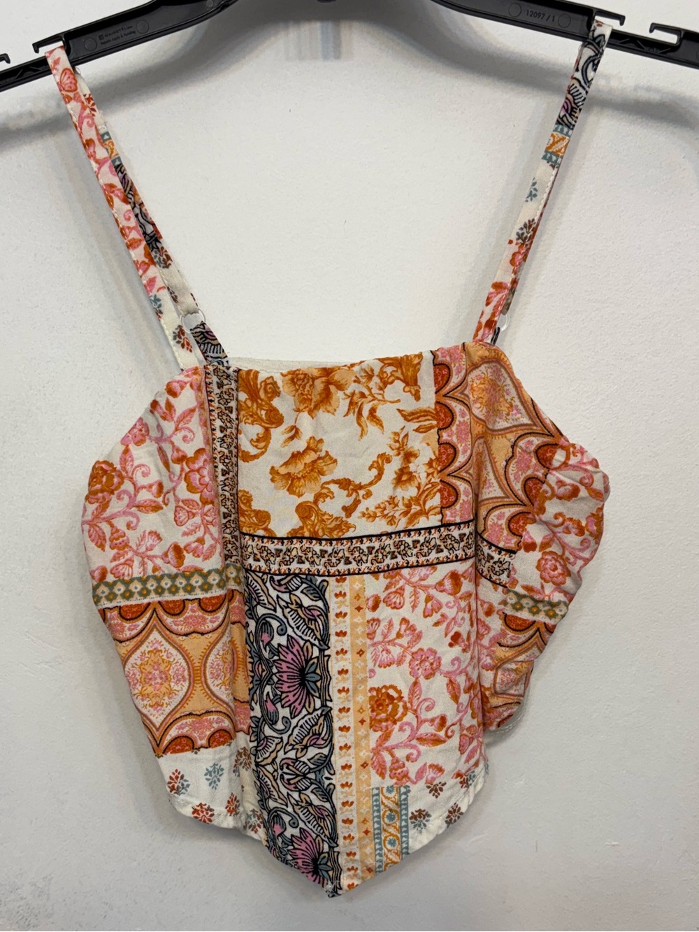 No Boundaries Pink & Gold Paisley Patchwork Cropped Cami Tank Womens Small 3-5